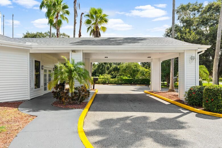 Hotel Developer Inn Maingate, A Baymont By Wyndham