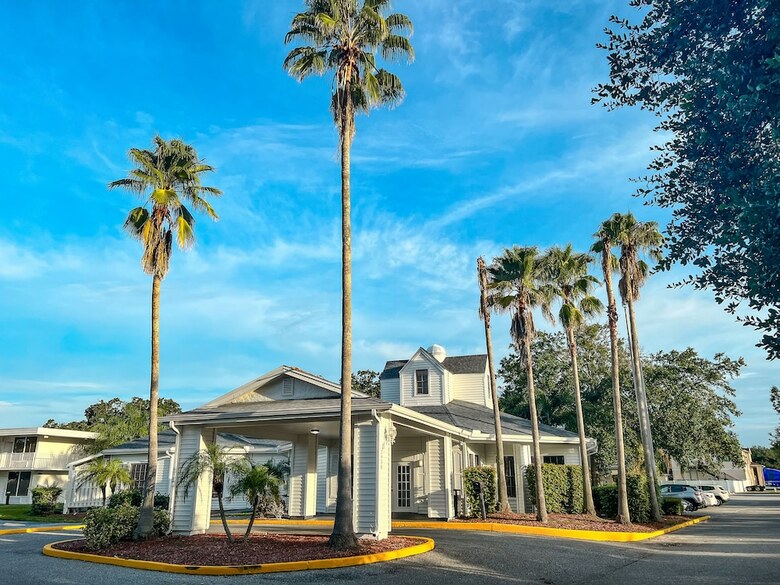 Hotel Developer Inn Maingate, A Baymont By Wyndham