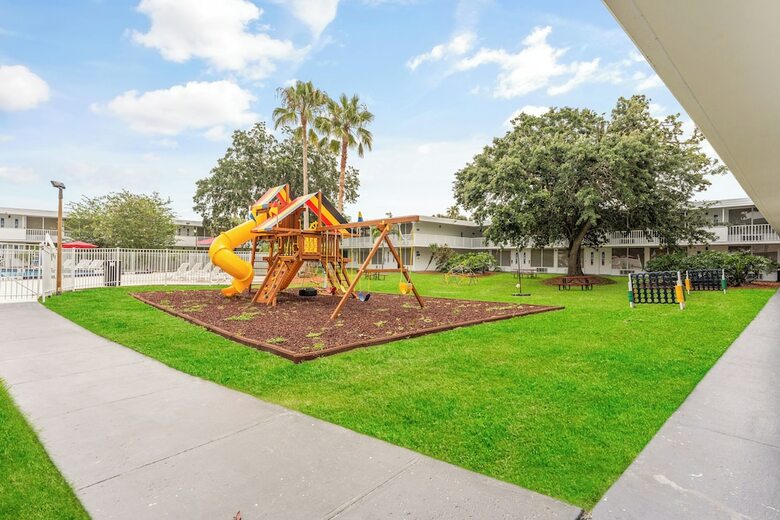 Hotel Developer Inn Maingate, A Baymont By Wyndham