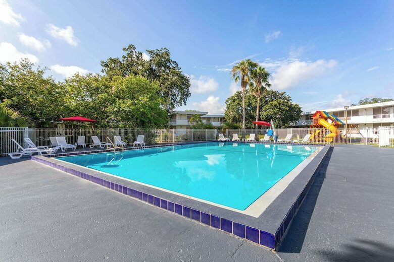 Hotel Developer Inn Maingate, A Baymont By Wyndham