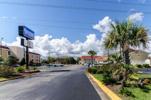 Hotel Rodeway Inn & Suites Jacksonville