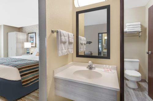 Hotel Baymont Inn & Suites Spokane Valley