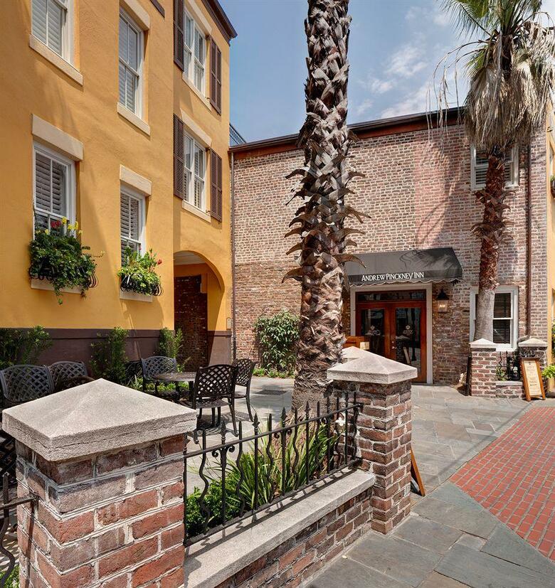 Hotel Andrew Pinckney Inn