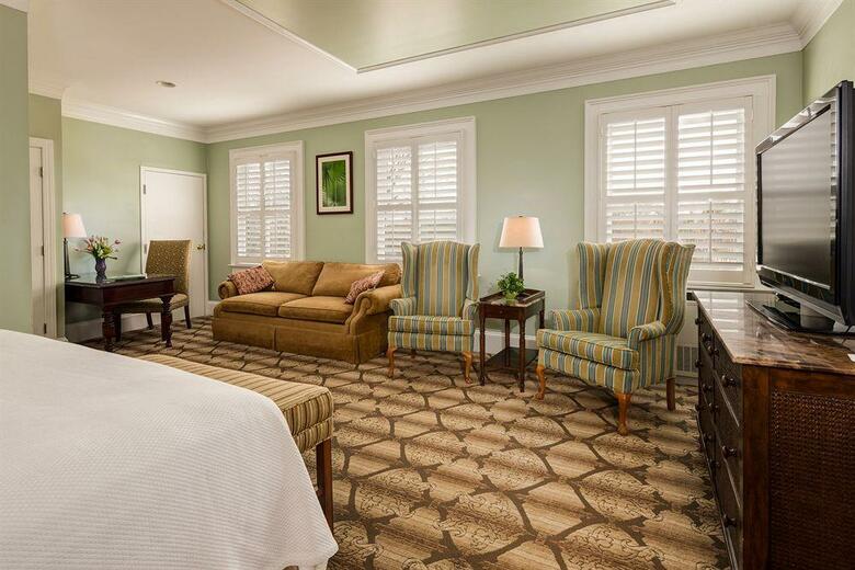 Hotel Andrew Pinckney Inn