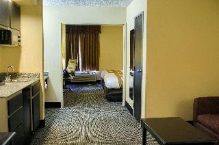 Hotel Quality Inn & Suites