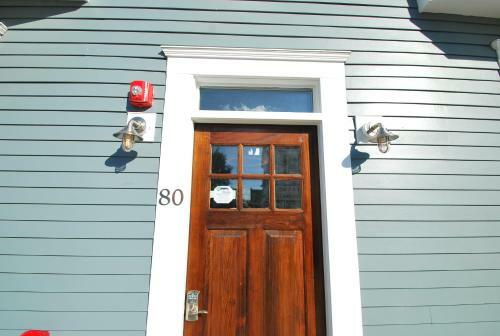 Apartamentos Quarters On Dot By Short Term Rentals Boston