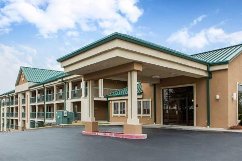 Hotel Econo Lodge At Thousand Hills Branson