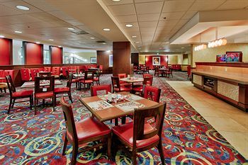 Hotel Crowne Plaza Colorado Springs