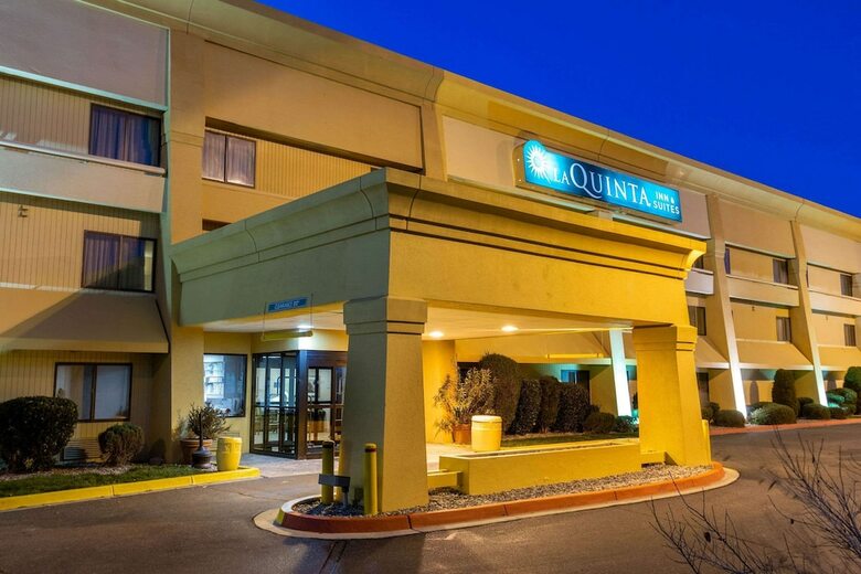 Hotel La Quinta By Wyndham Albuquerque Journal Ctr Nw