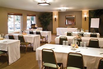 Hotel Larkspur Landing Milpitas