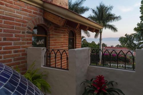 Hotel Lindo Ajijic Bed & Breakfast