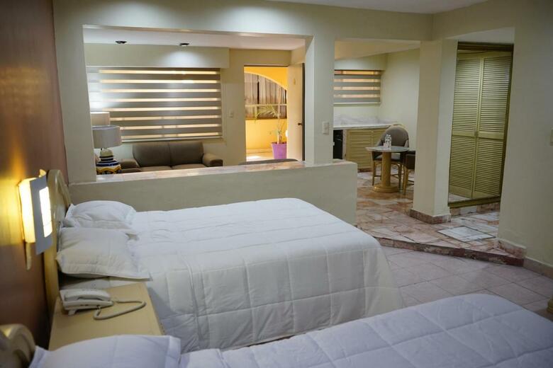 Hotel Posada Del Sol Inn