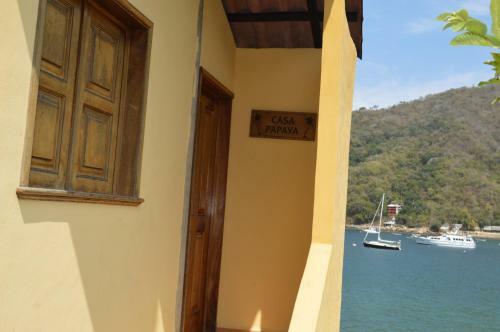 Casa Papaya