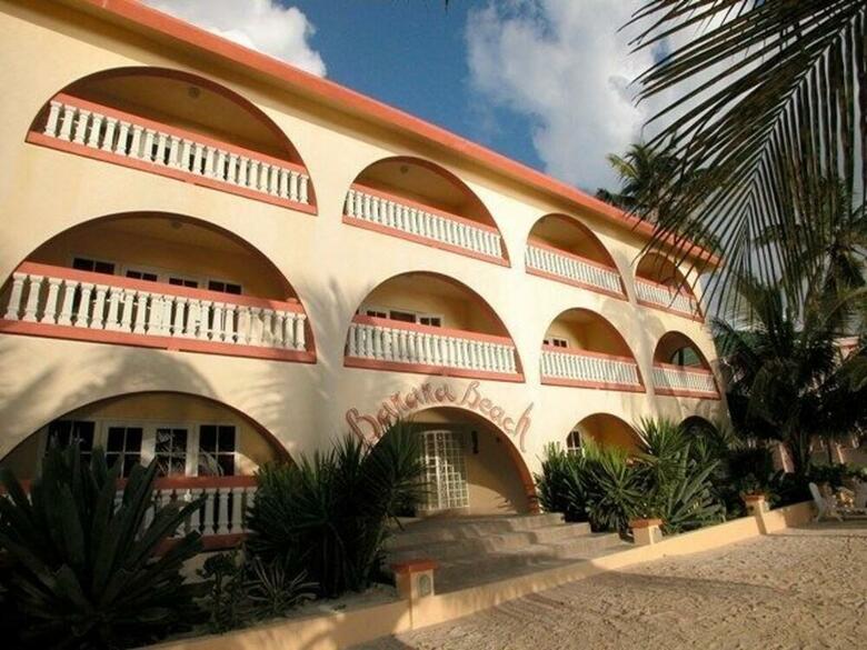 Hotel Banana Beach Resort