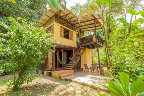 Albergue Cabinas Montesol