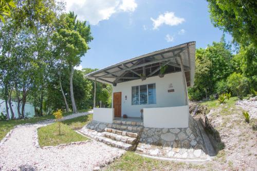 Maya Zac Peten Jungle Lodge