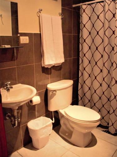 Bed & Breakfast Micro Hotel Rio De Piedras Express