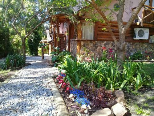 Bed & Breakfast Caba�as Las Moras