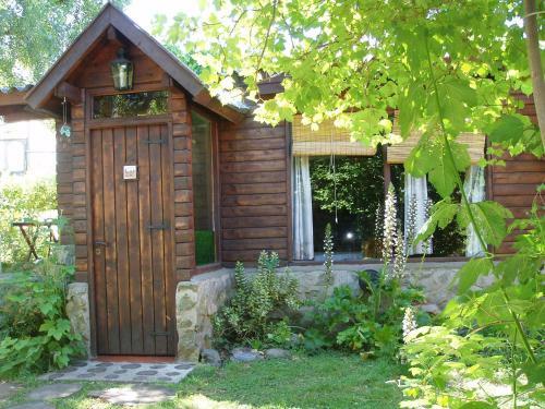 Lodge Caba�as Del Faldeo Titos