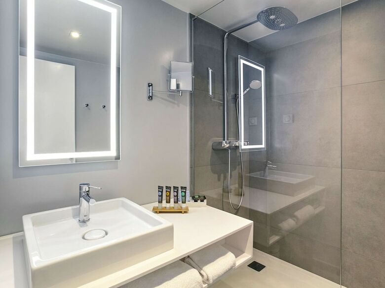 Hotel Novotel Narbonne Sud