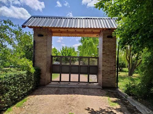 Lodge Caba�as San Jose Del Atuel