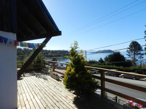 Hostal Bonita Lake House - Hostel & Bungalows