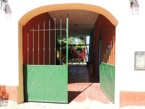 Apart-caba�as De La Plaza