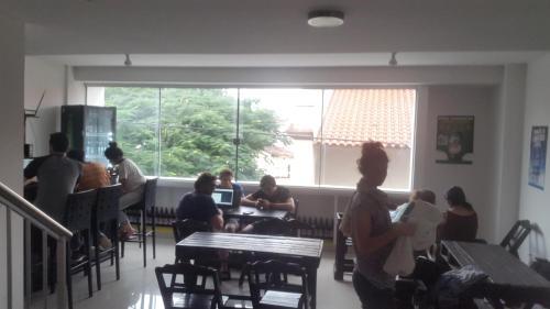 Albergue Backpackers Bed&bar