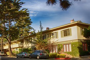 Hotel Carmel Lodge