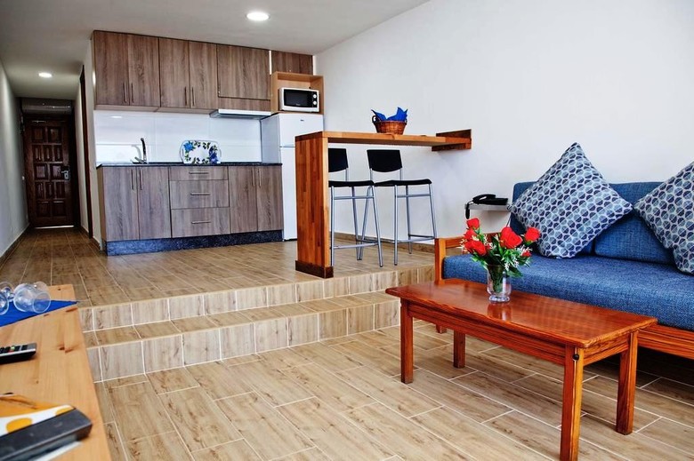 Apartamentos Tamaran