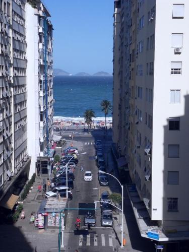 Copacabana Beach Modern Apartments