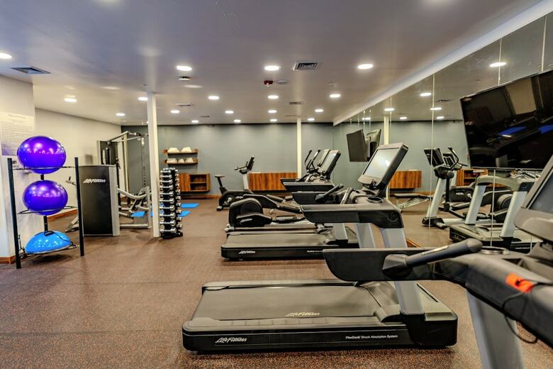 Hotel Courtyard By Marriott Santiago Airport