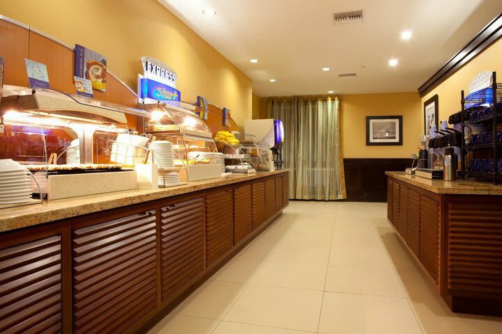Hotel Holiday Inn Express Jacksonville Beach