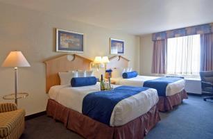 Lexington Marco La Guardia Hotel