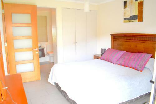 Apartments Re�aca Park II