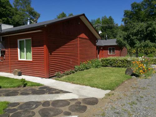 Caba�as Troncos De Pucon