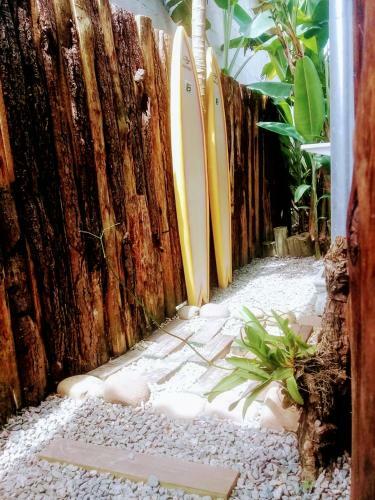 Hostal Meio Roots Cabanas De Aluguel