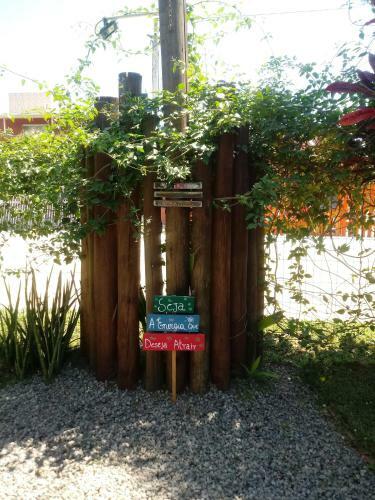 Hostal Meio Roots Cabanas De Aluguel