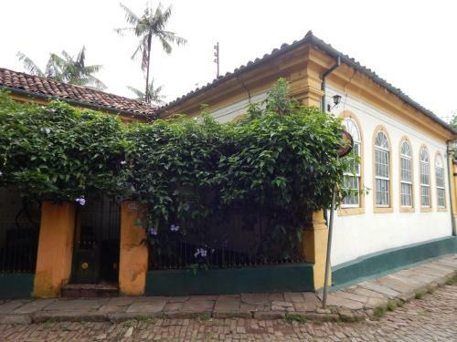 Pouso Das Glic�nias - B&B