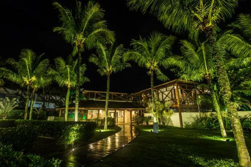 Coconut's Maresias Hotel