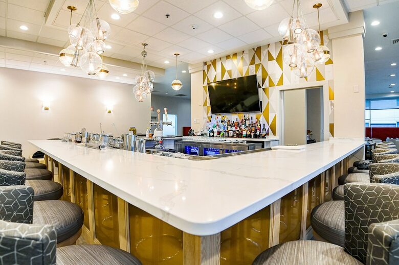 Doubletree Hotel Richmond Airport