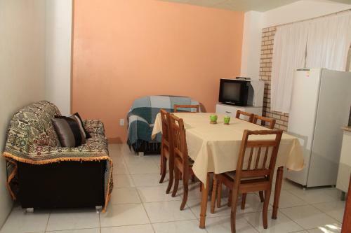 Hostal Residencial Aracu�