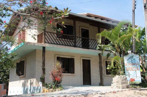 Hostal Residencial Aracu�