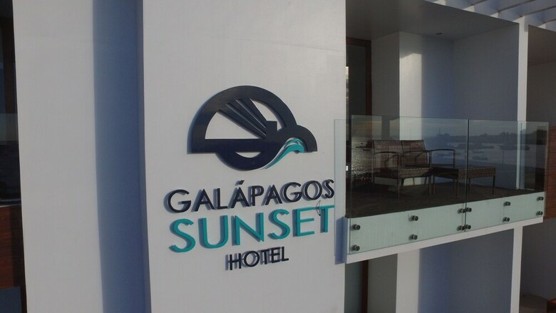Galapagos Sunset Hotel