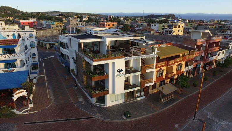 Galapagos Sunset Hotel