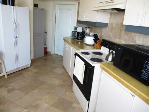 Apartamento Penthouse De Lujo. Carabelas De Col�n