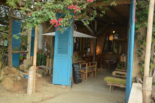 Bed & Breakfast Hostal Monte Libano