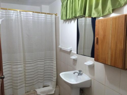 Albergue Hostal White House Galapagos