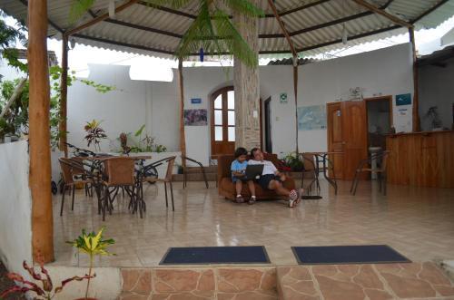 Albergue Hostal White House Galapagos