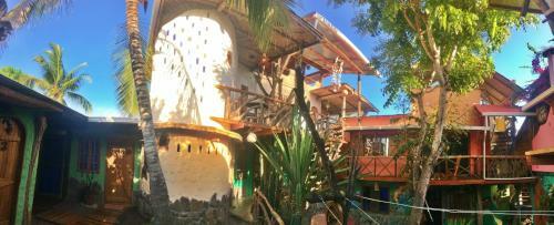 Hostal Lonesome George Ecolodge